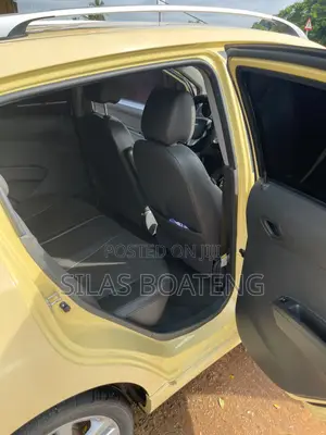 Chevrolet Spark 2013 Yellow