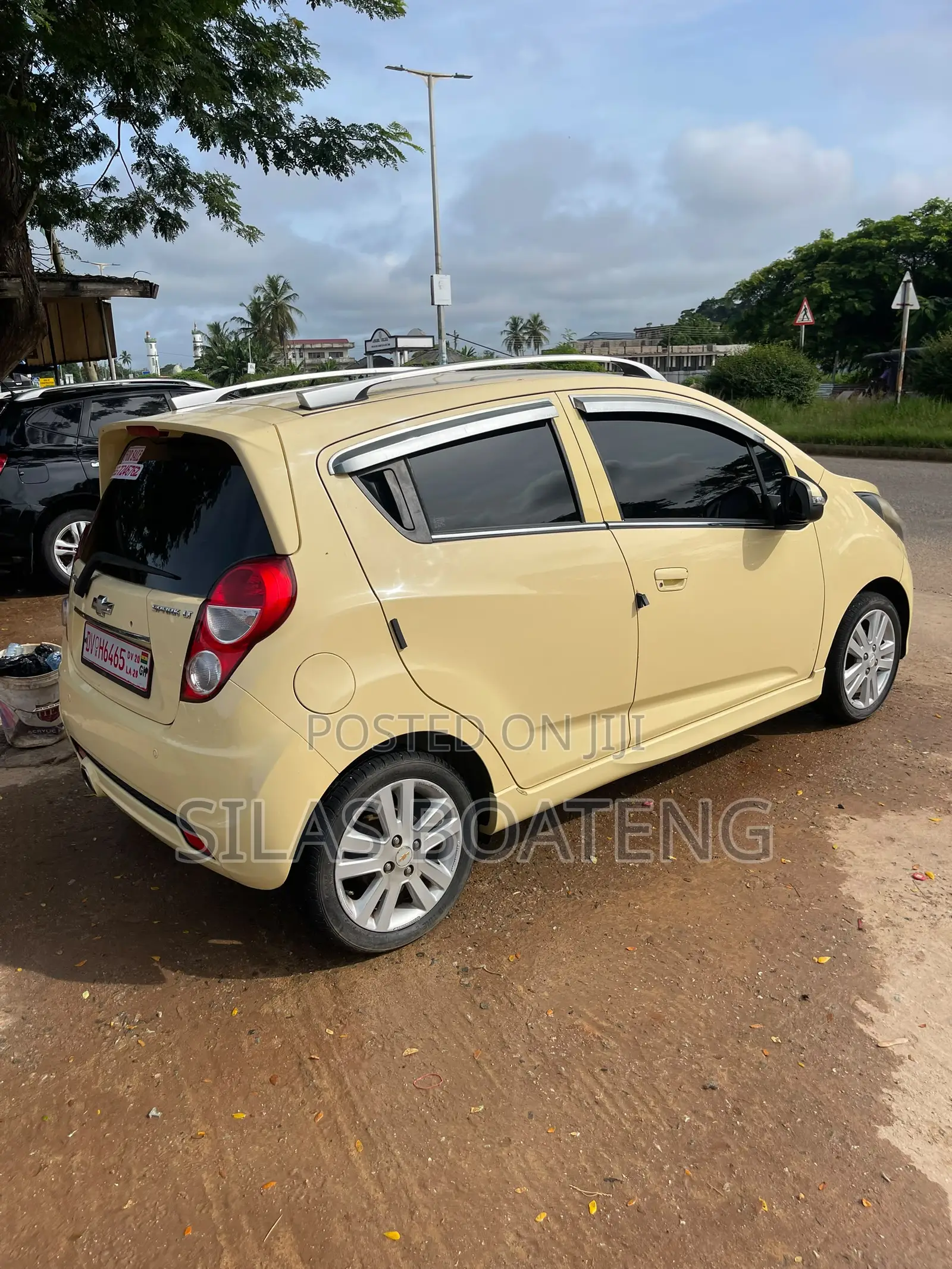 Chevrolet Spark 2013 Yellow