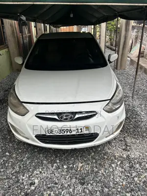 Hyundai Accent 2011 White