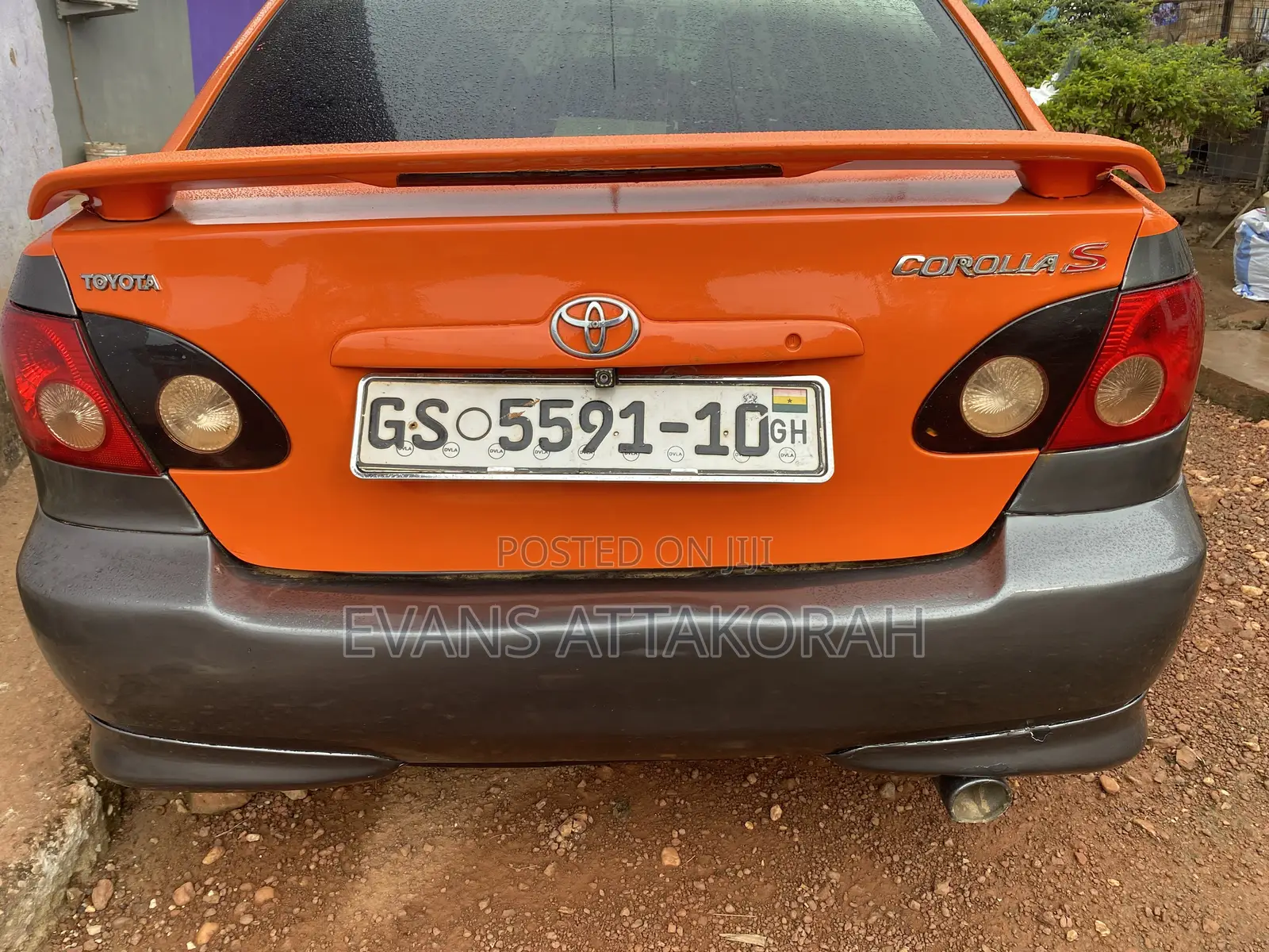 Toyota Corolla Base 4dr Sedan (1.8L 4cyl 5M) 2010 Gray