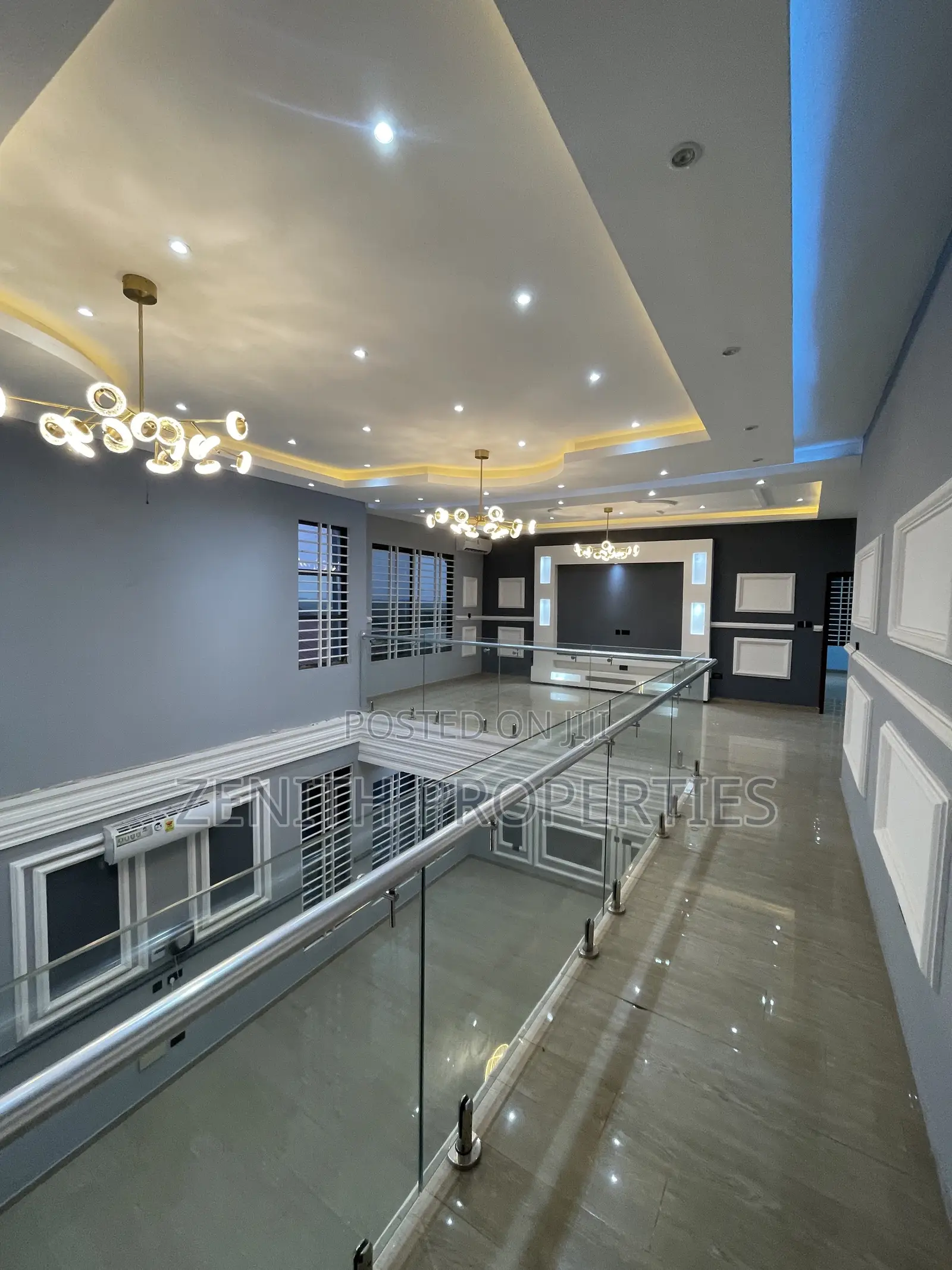 4bdrm Townhouse / Terrace in Zenith Realty, Old Barrier for rent