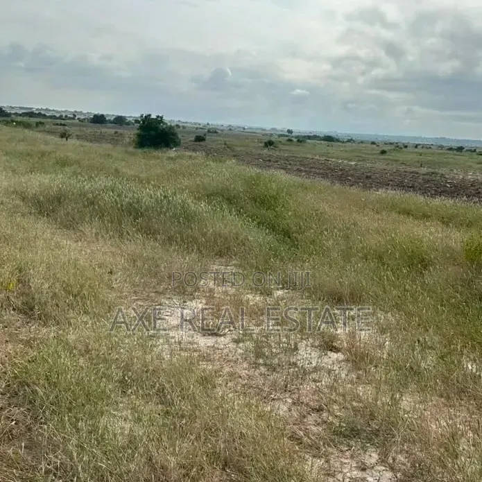 Quite Estate Half Plot Property