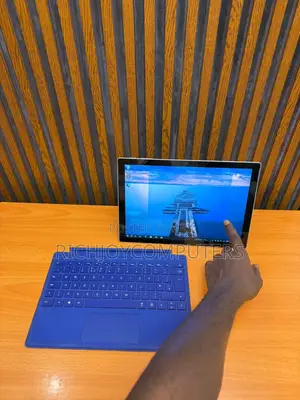 Laptop Microsoft Surface Pro 7+ 8GB Intel Core i5 SSD 256GB