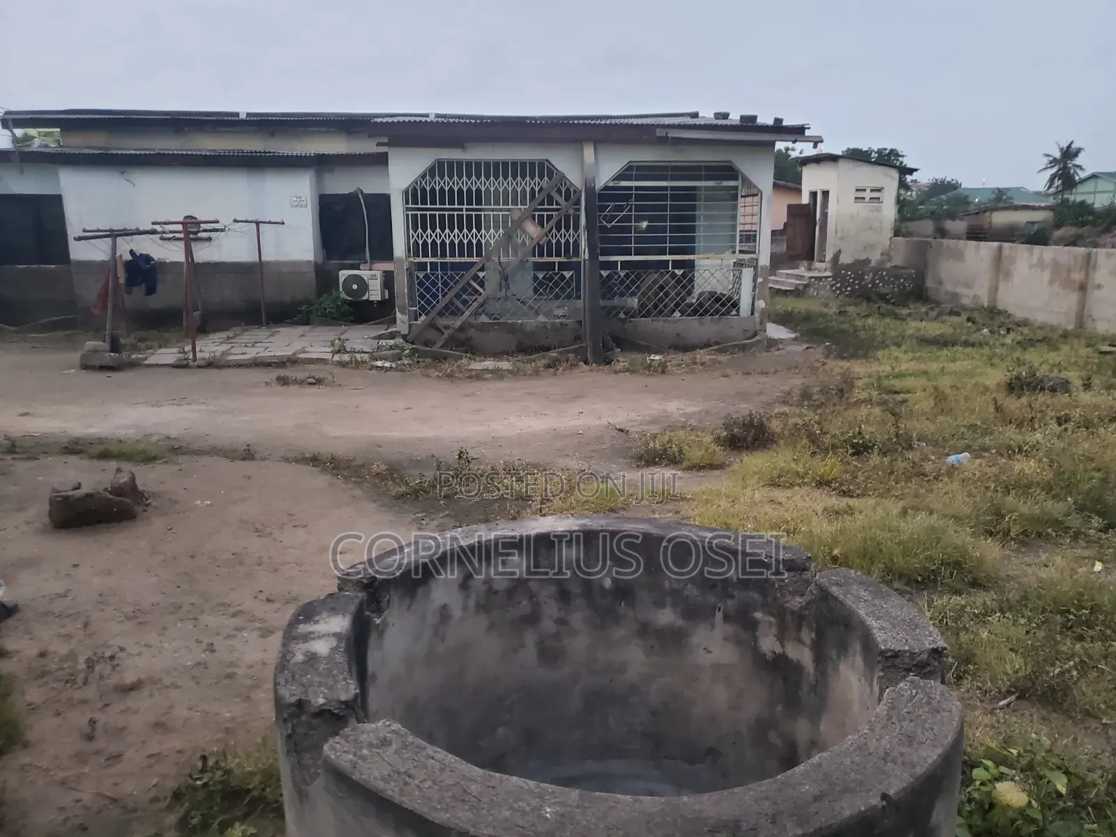 6bdrm House in Awutu Senya East Municipal for sale