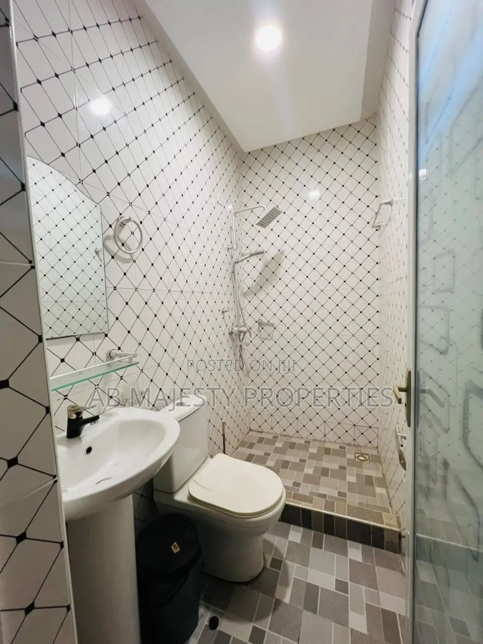 Furnished 2bdrm House in Ab Majesty, Baatsona Total for rent