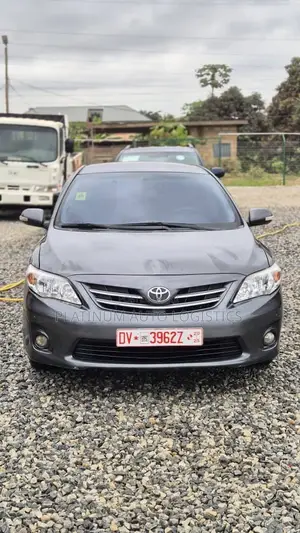 Toyota Corolla 2012 Gray