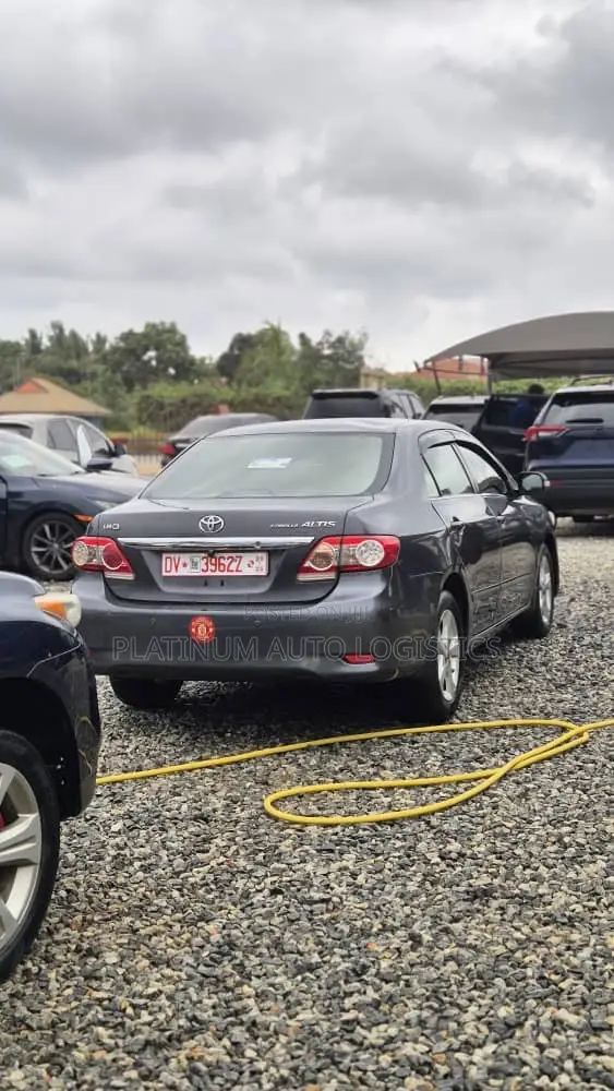 Toyota Corolla 2012 Gray