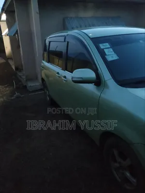 Toyota Sienta 2008 Green