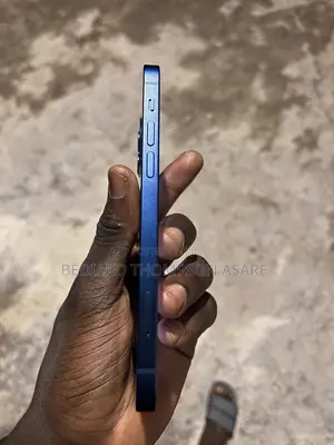 Apple iPhone 12 64 GB Blue