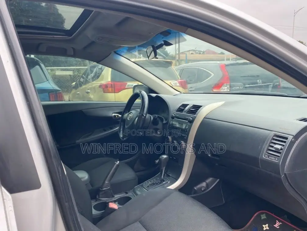 Toyota Corolla S 4dr Sedan (1.8L 4cyl 4A) 2010 Silver
