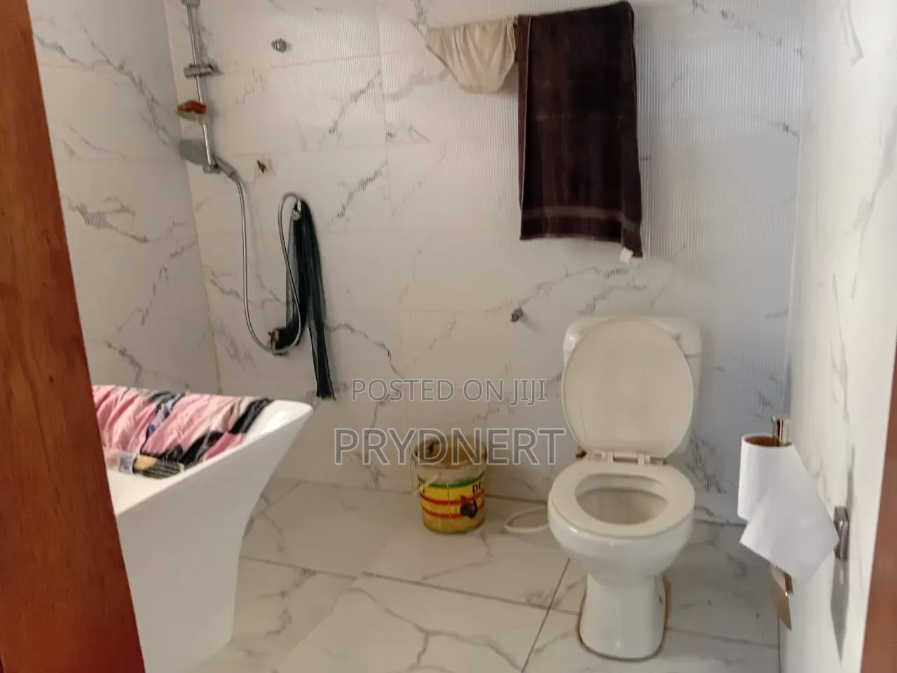 2bdrm Apartment in Greens Estate, Community 25 for rent