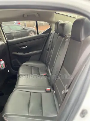 Nissan Sentra 2020 White