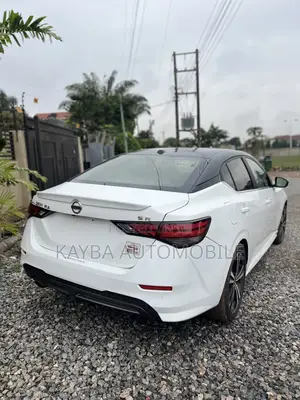Nissan Sentra 2020 White