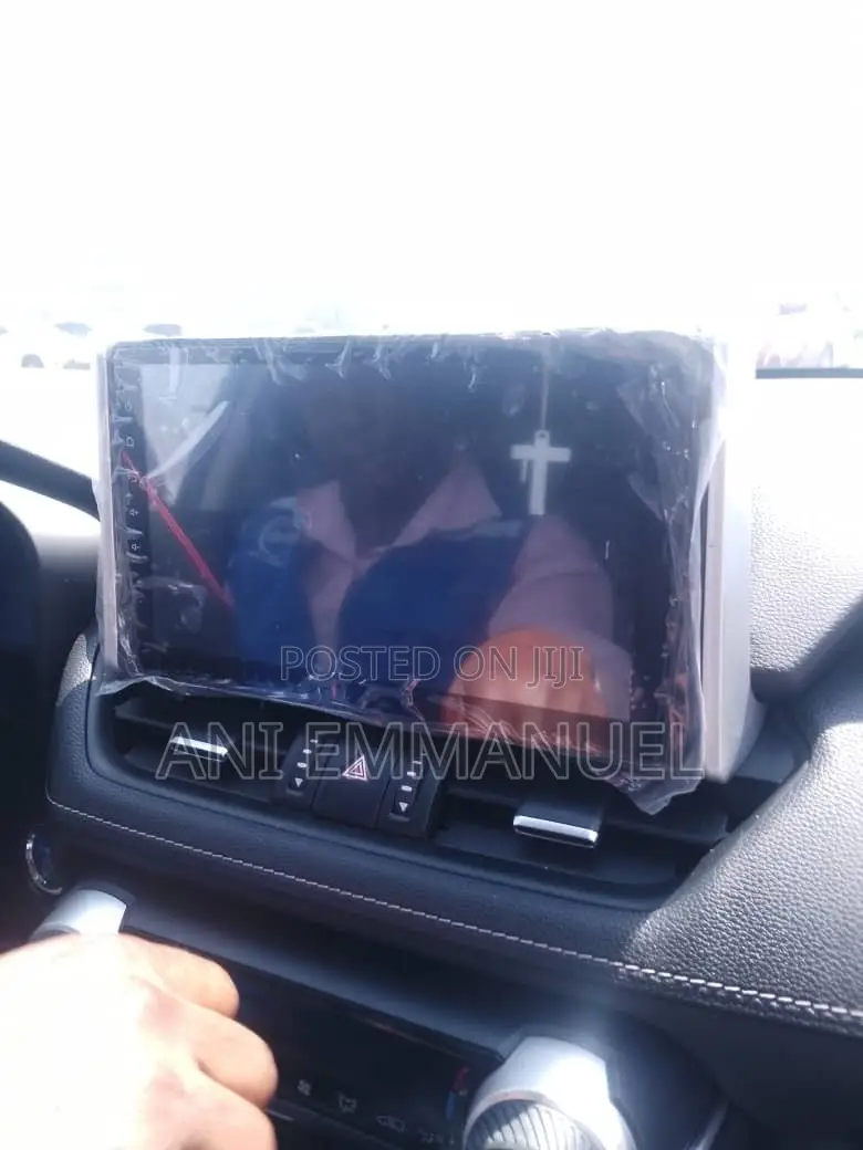 Toyota RAV4 2020 Android