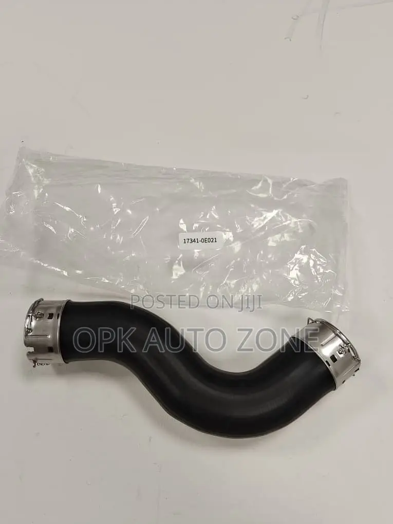Toyota Hilux/ Fortuner 2015-2022 Lower Intercooler/ Turbocharger Hose
