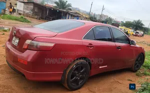 Toyota Camry 2009 Red