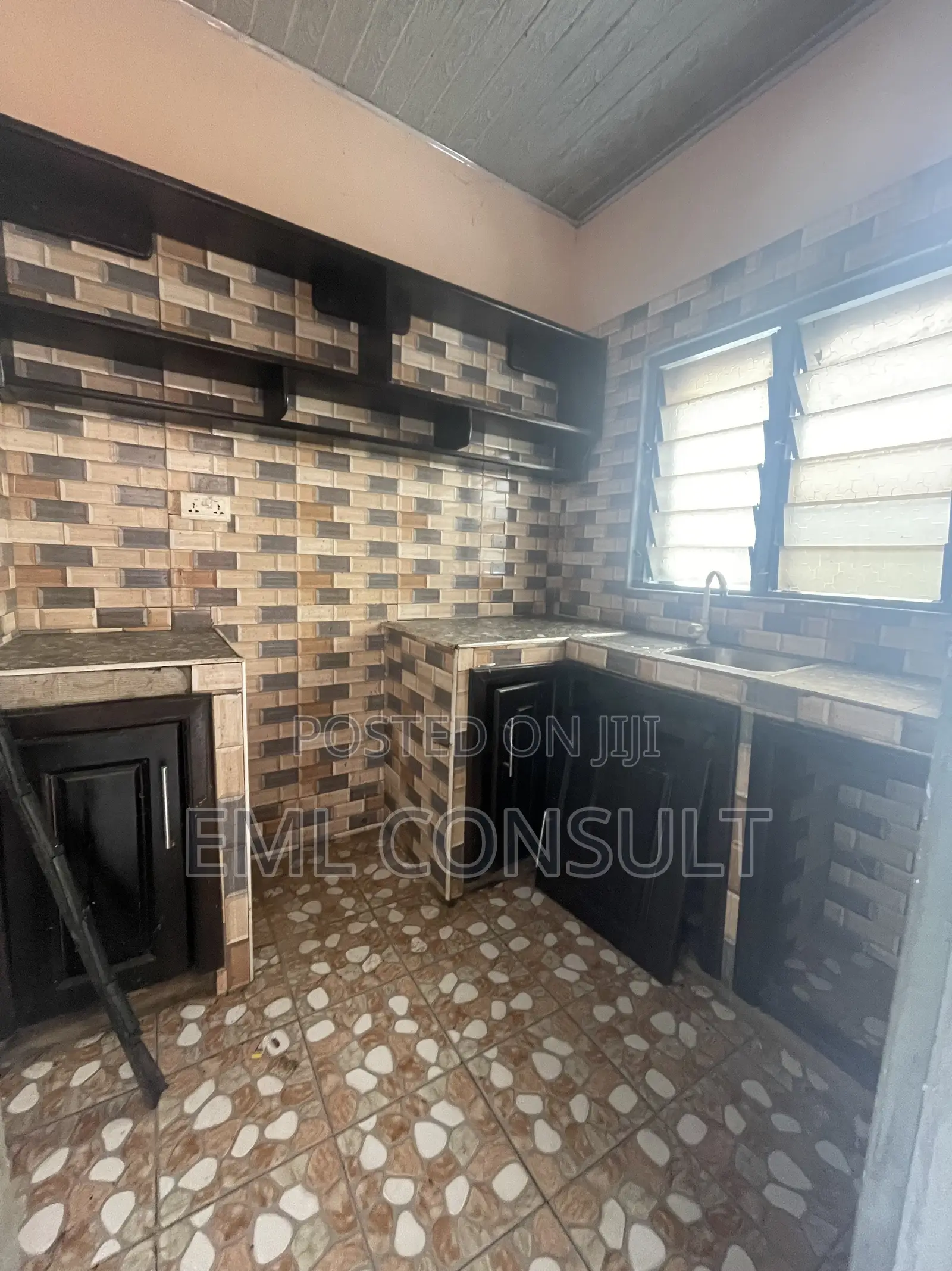 1bdrm Apartment in Teshie for rent
