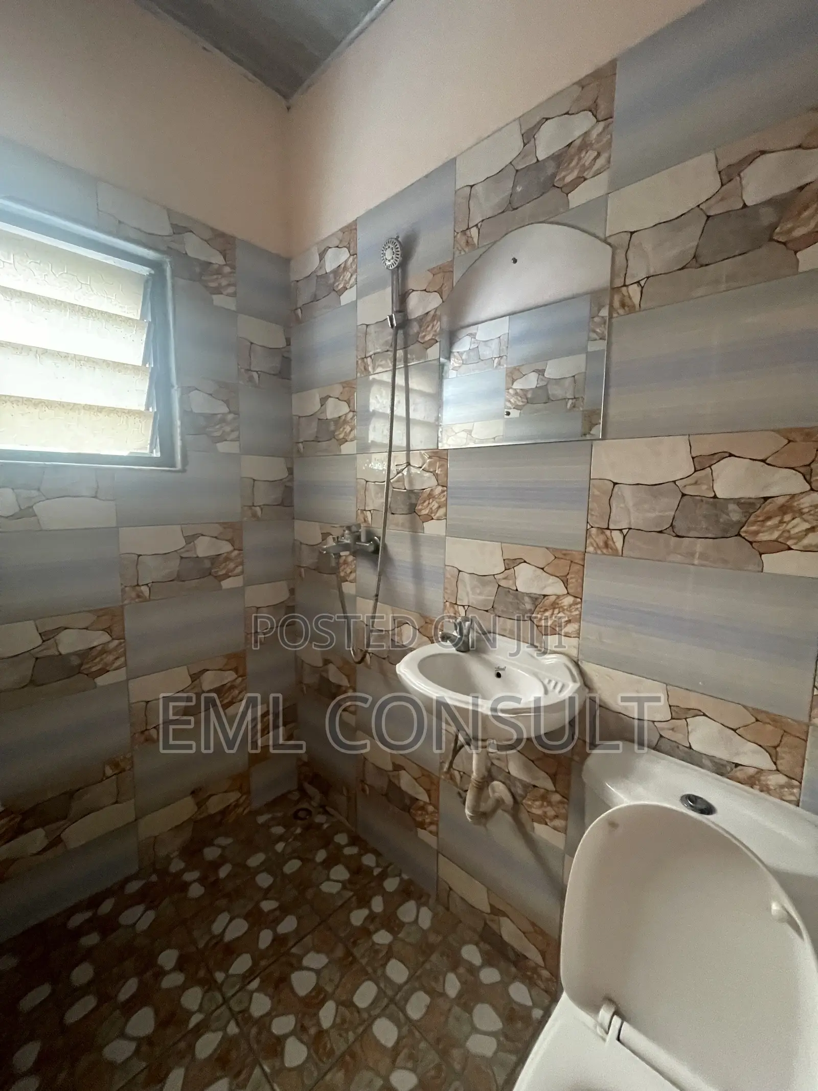 1bdrm Apartment in Teshie for rent