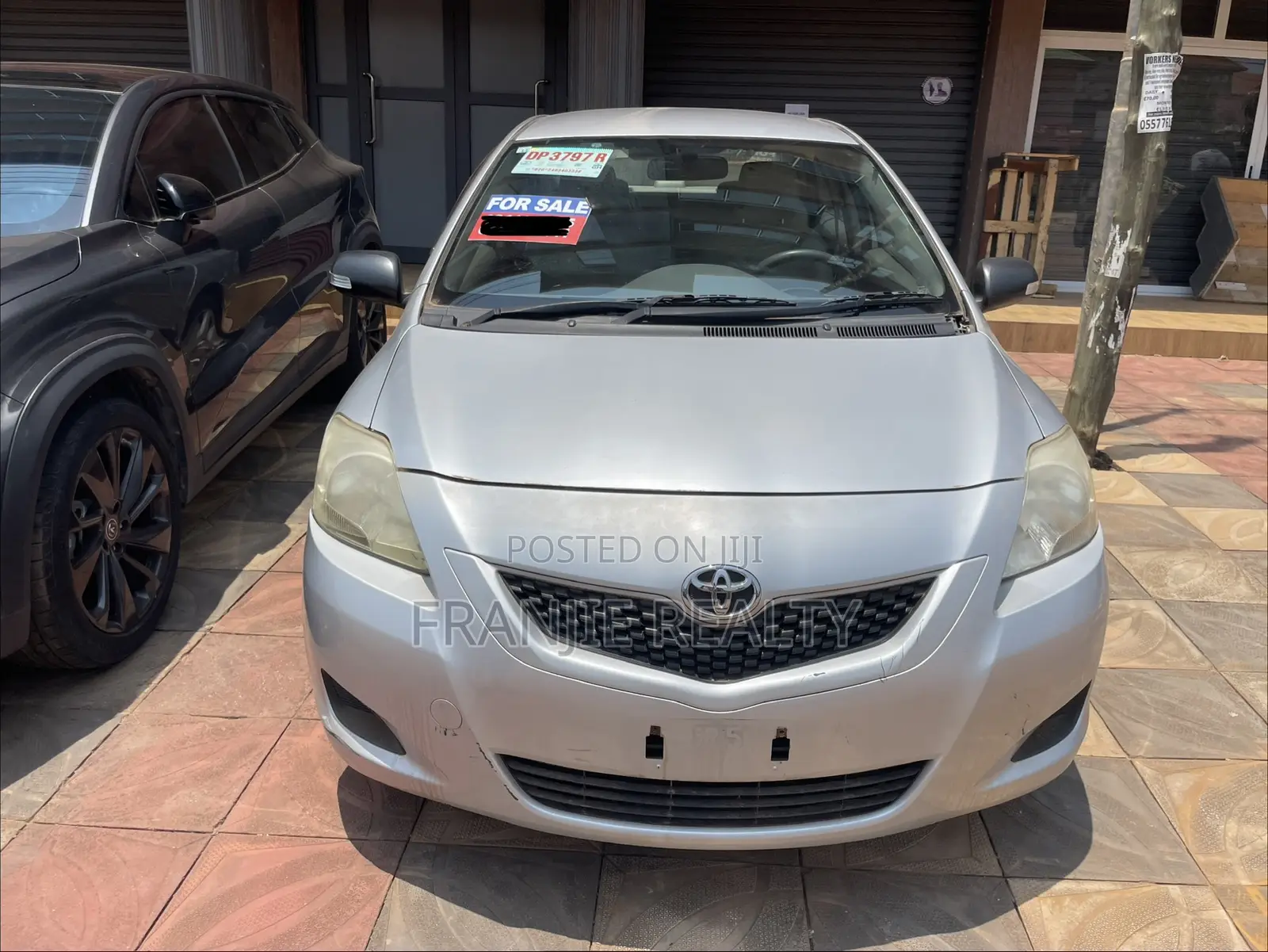 Toyota Belta 2013 Silver