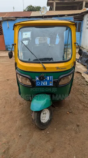 TVS King Deluxe Plus iTouch Start 2021 Green