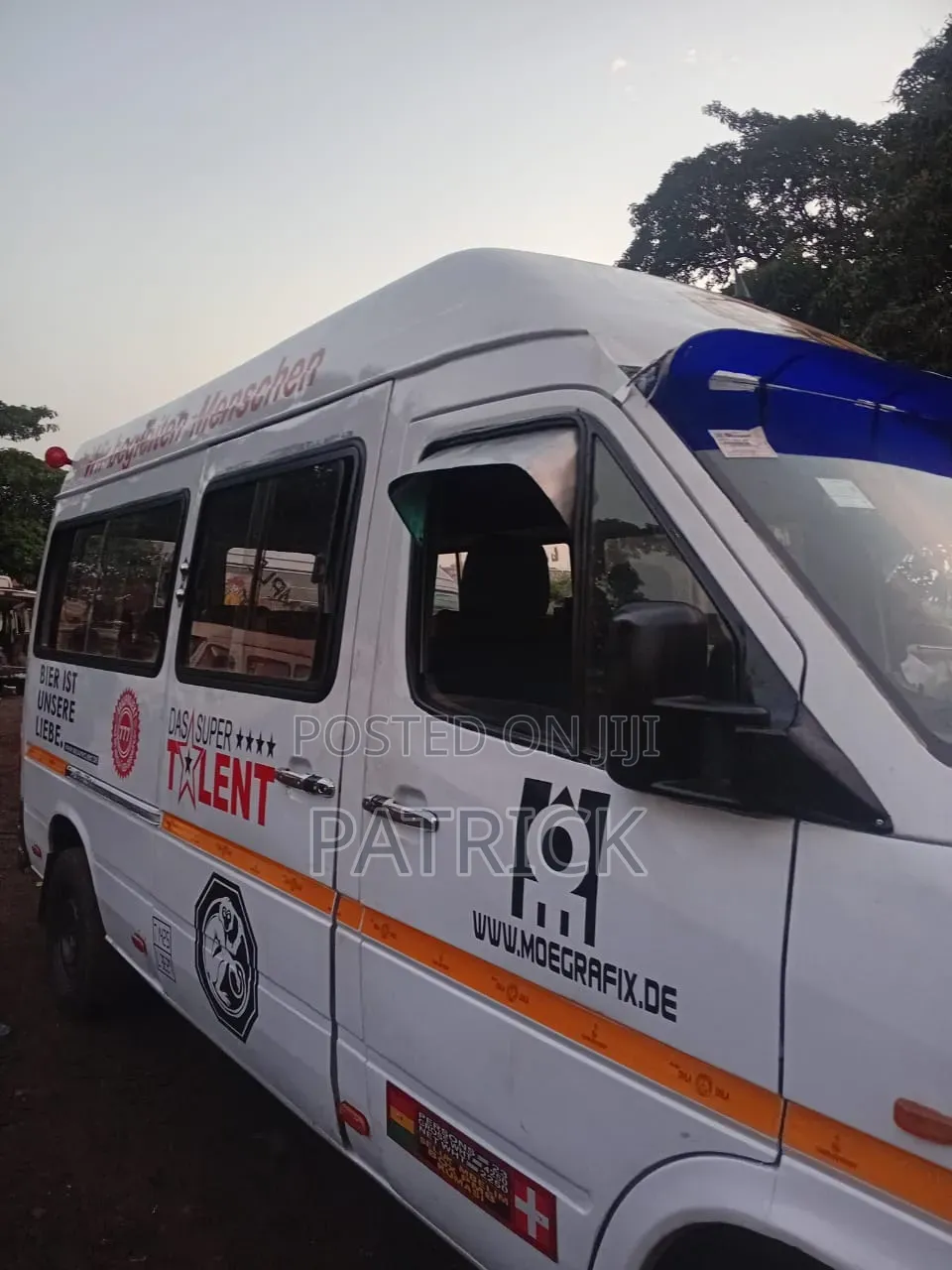 Mercedes-Benz Sprinter 2003 White