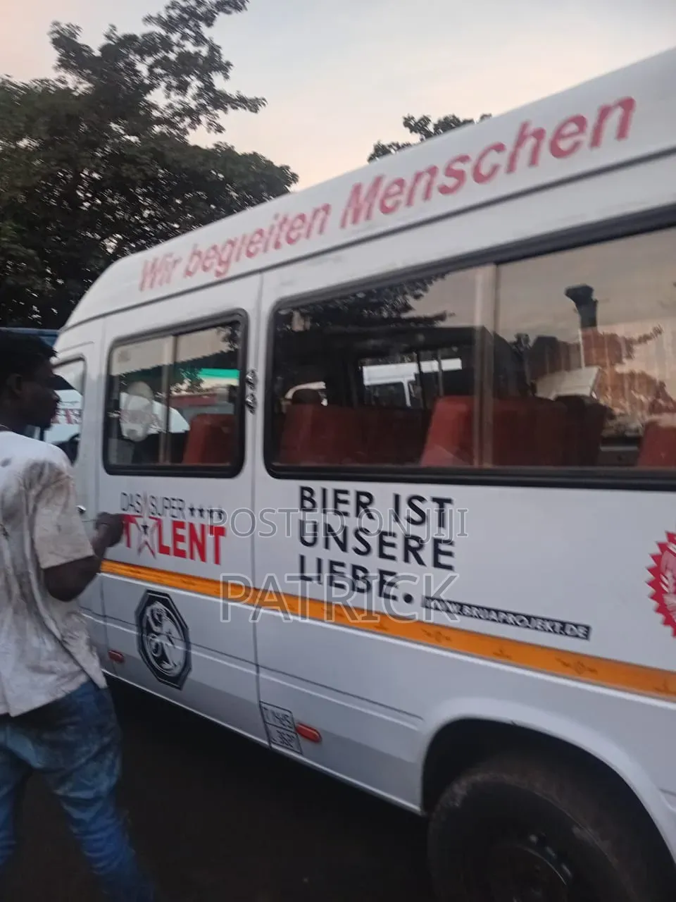 Mercedes-Benz Sprinter 2003 White