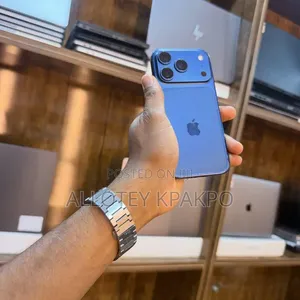 Apple iPhone 17 Pro 256 GB Blue