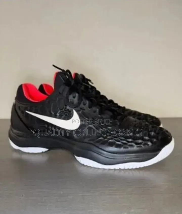 Nike Zoom Cage 3