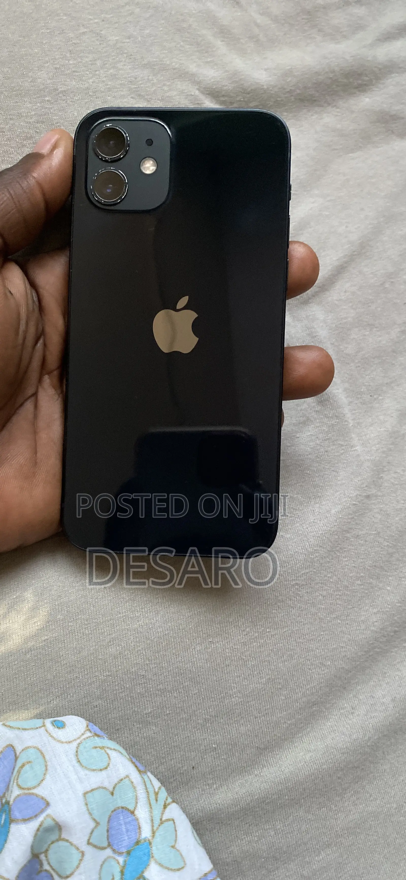 Apple iPhone 12 64 GB Black