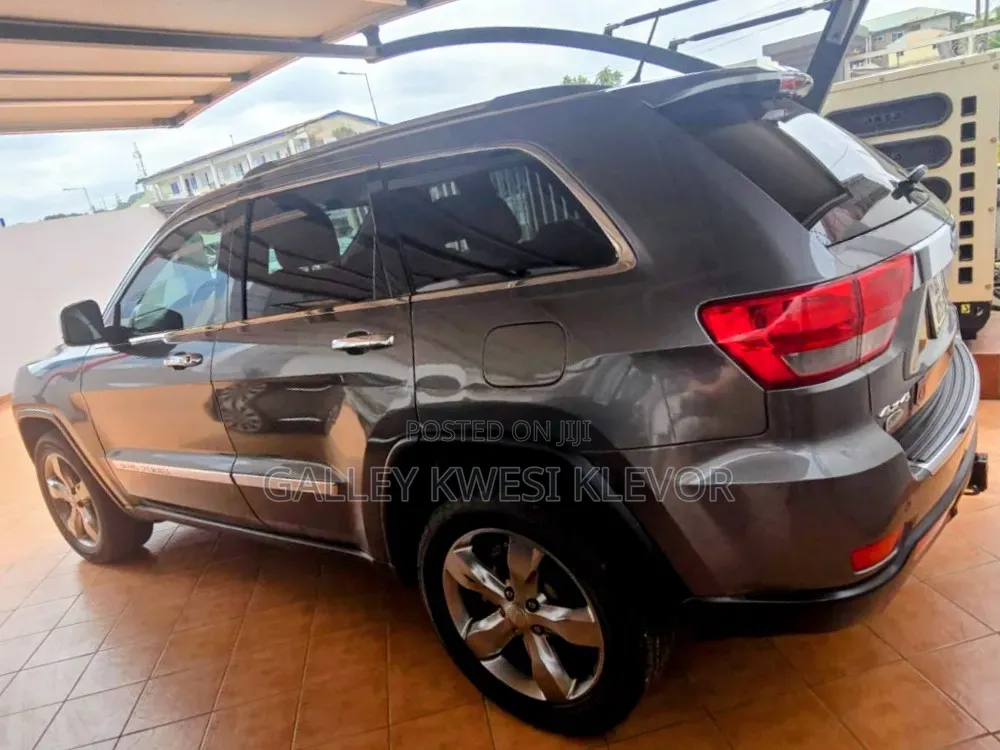 Jeep Cherokee 2012 Gray