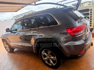 Jeep Cherokee 2012 Gray
