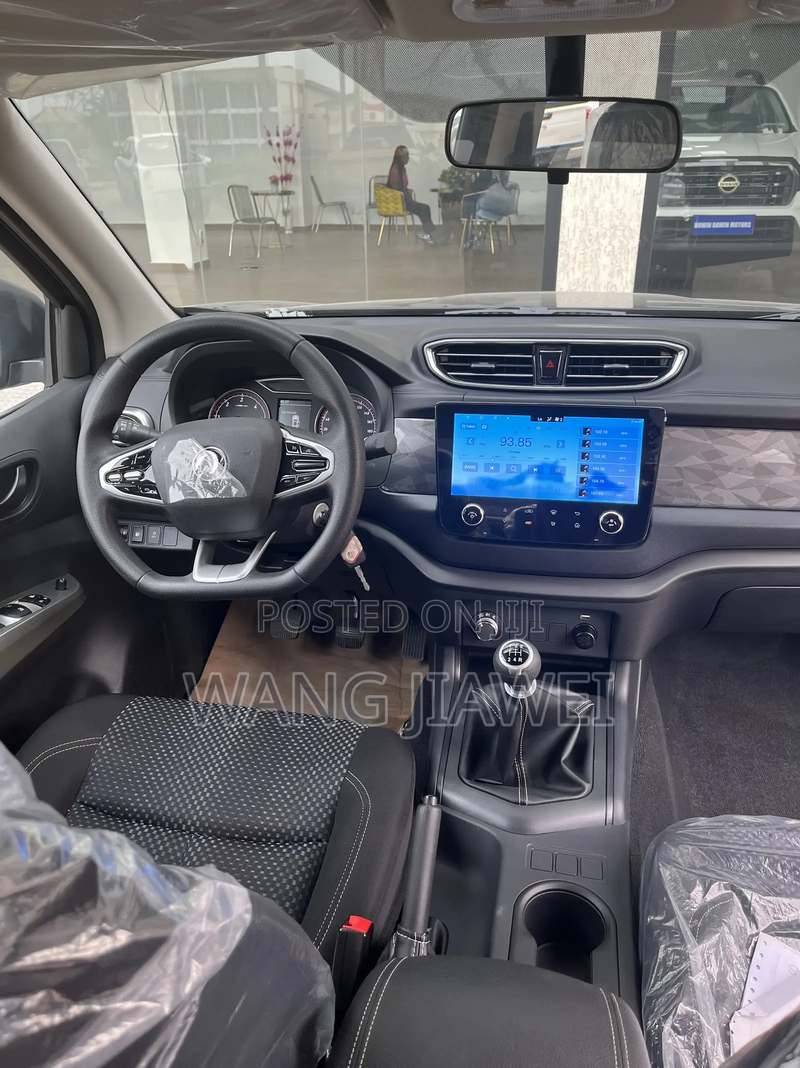 New Nissan Pick-Up 2025 Black
