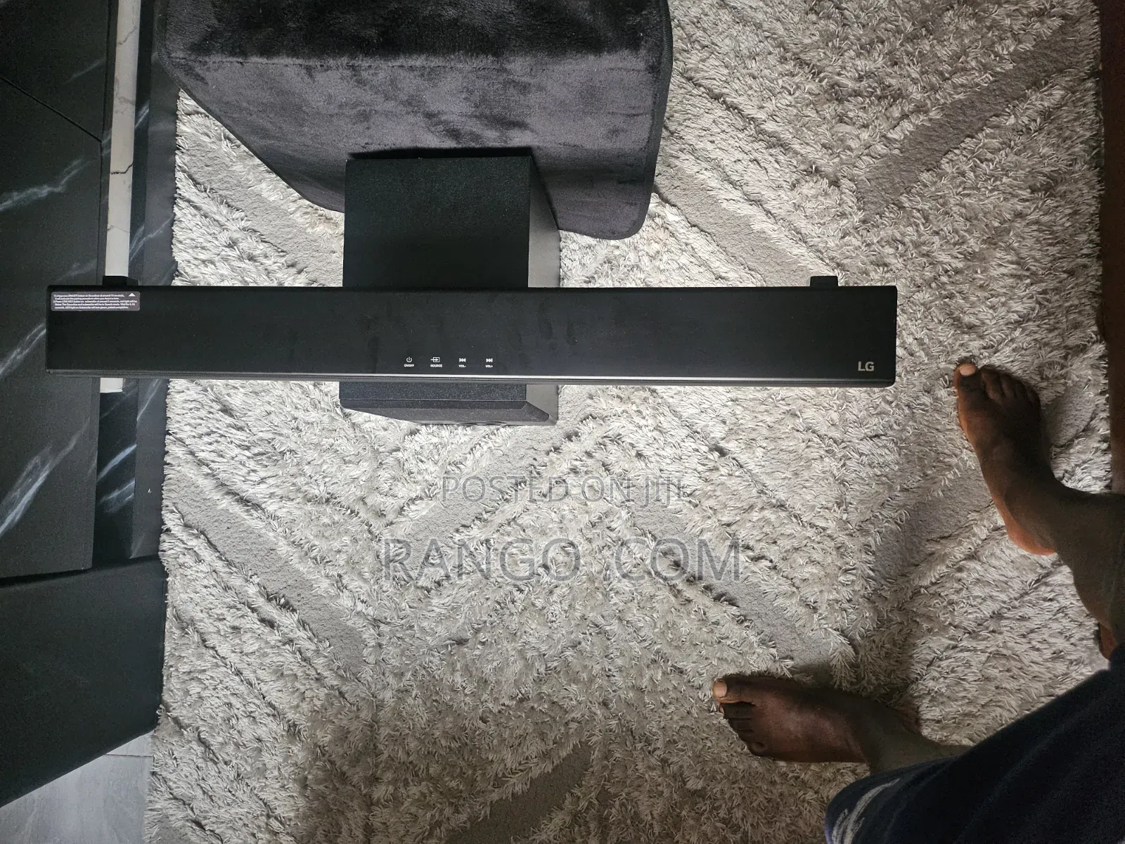 Affordable and Clean LG Soundbar With Deep Bass Subwoofer Plus Remote