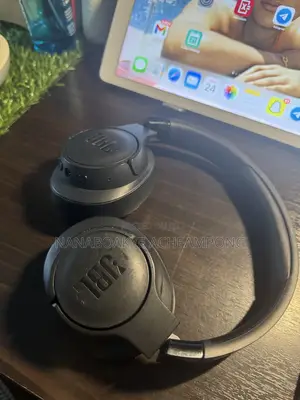 JBL Tune 720BT Headphones Uk
