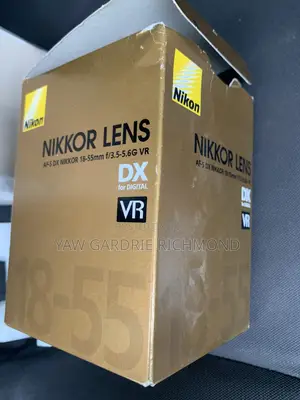 Nikon Camera D3000 18-55mm Lens ( Brand New)