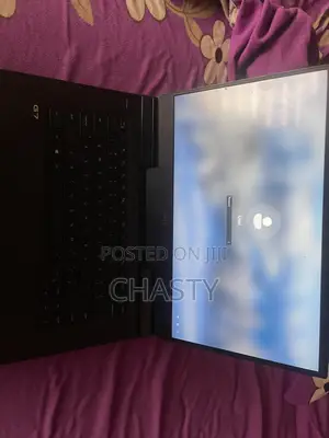 Laptop Dell G7 17 7000 32GB Intel Core i7 HDD 1T