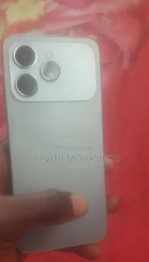 Tecno Spark 40 128 GB Silver