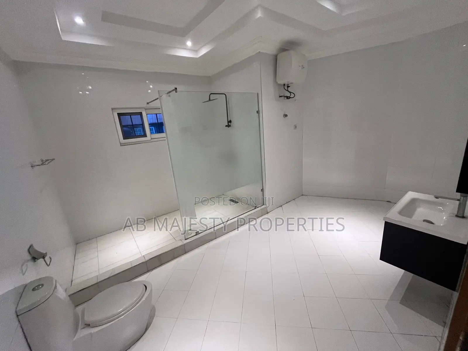 5bdrm House in Ab Majesty, East Legon for rent