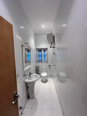 5bdrm House in Ab Majesty, East Legon for rent