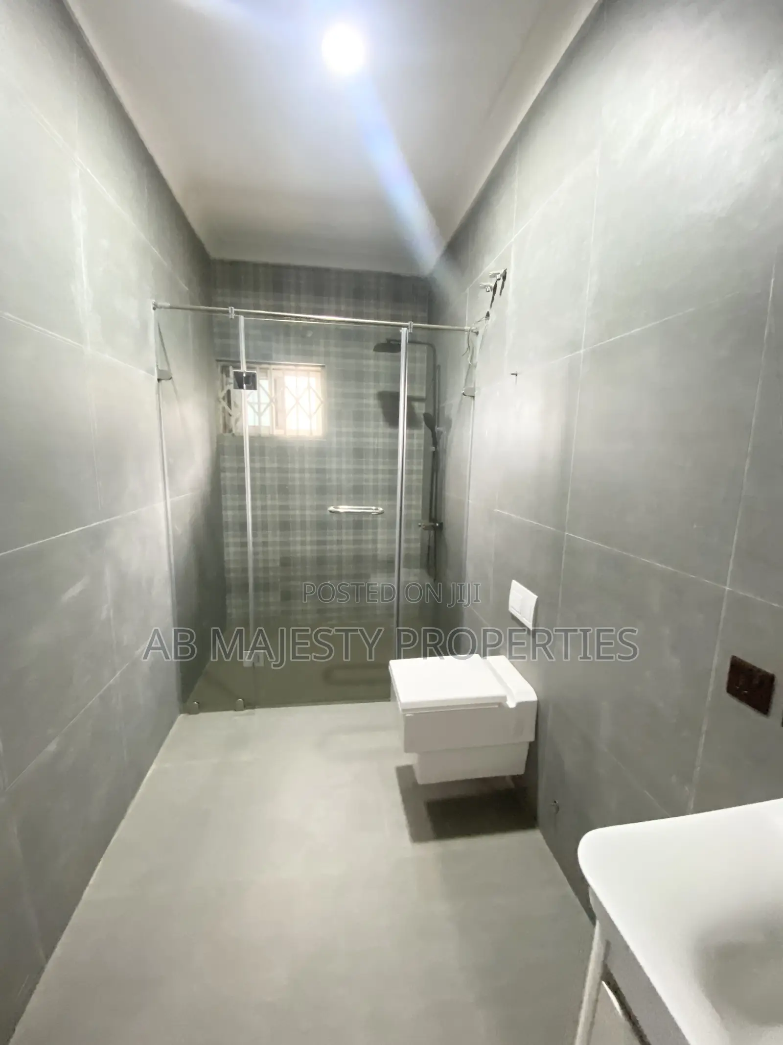 5bdrm House in Ab Majesty, Spintex for rent