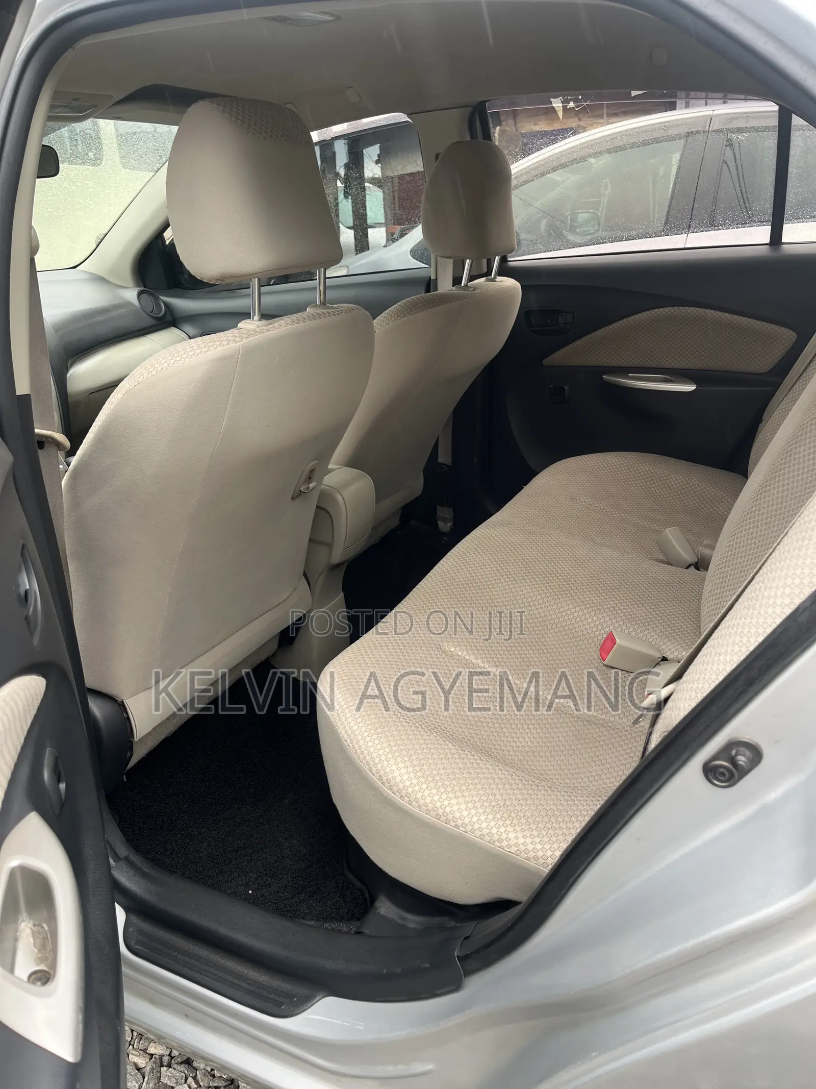 Toyota Belta 2015 Silver