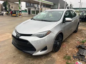 Toyota Corolla 2019 Silver