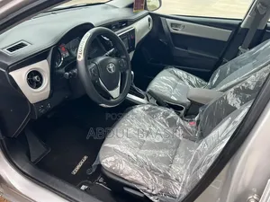 Toyota Corolla 2019 Silver