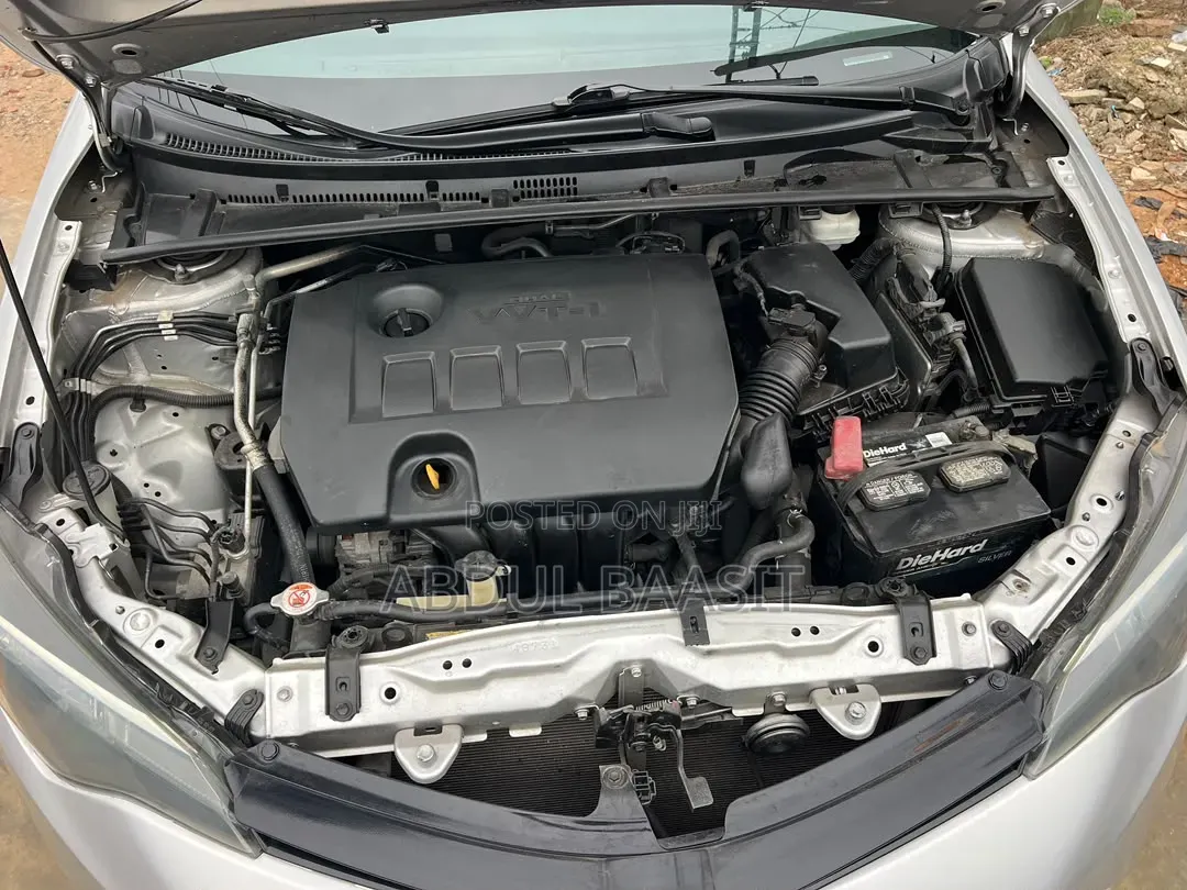 Toyota Corolla 2019 Silver