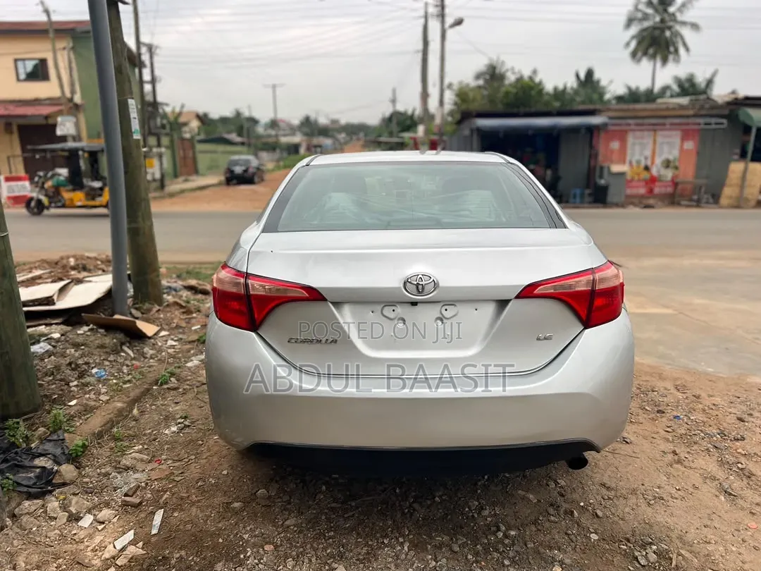 Toyota Corolla 2019 Silver