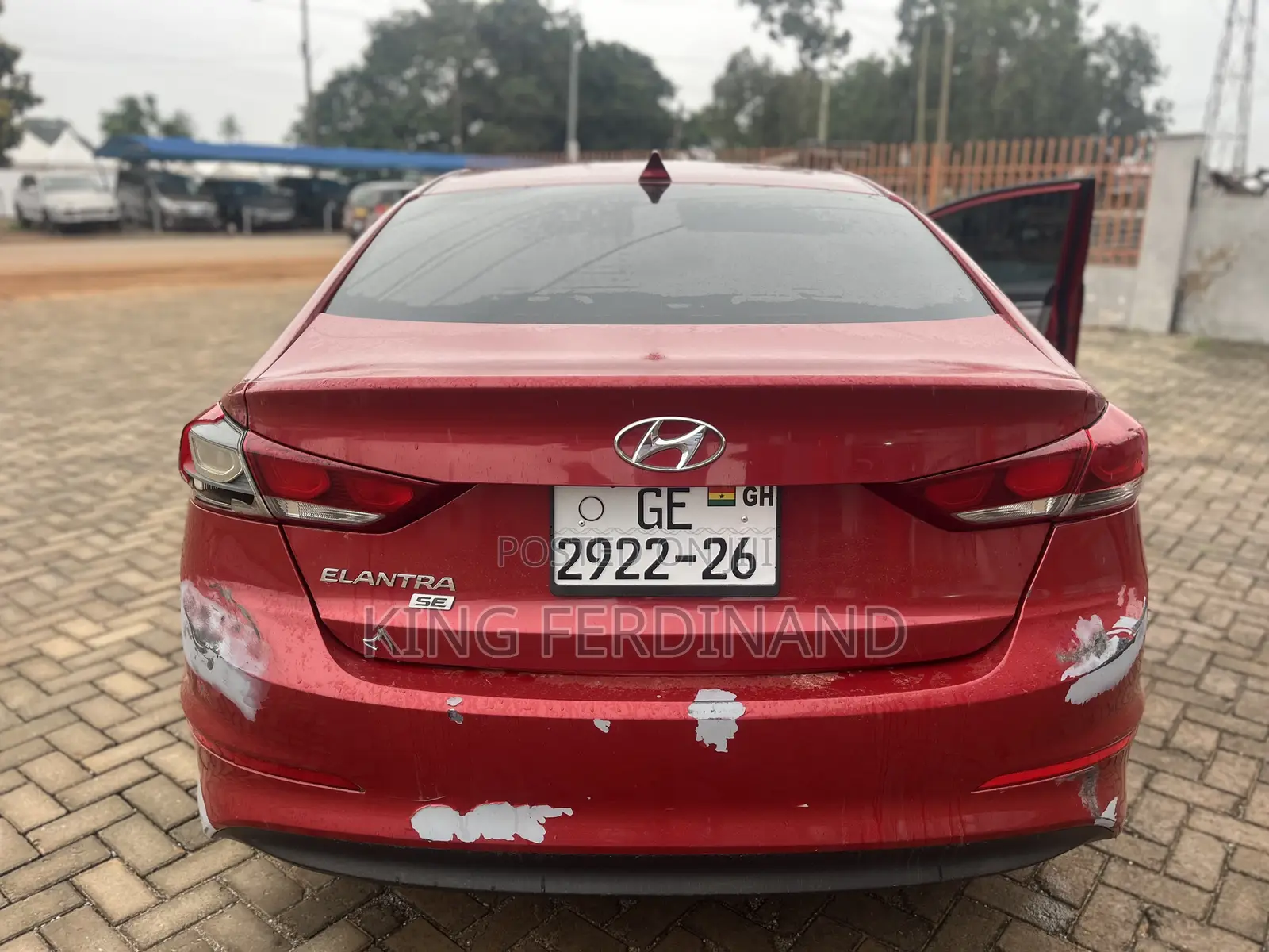 Hyundai Elantra 2017 Red