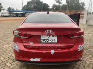 Hyundai Elantra 2017 Red