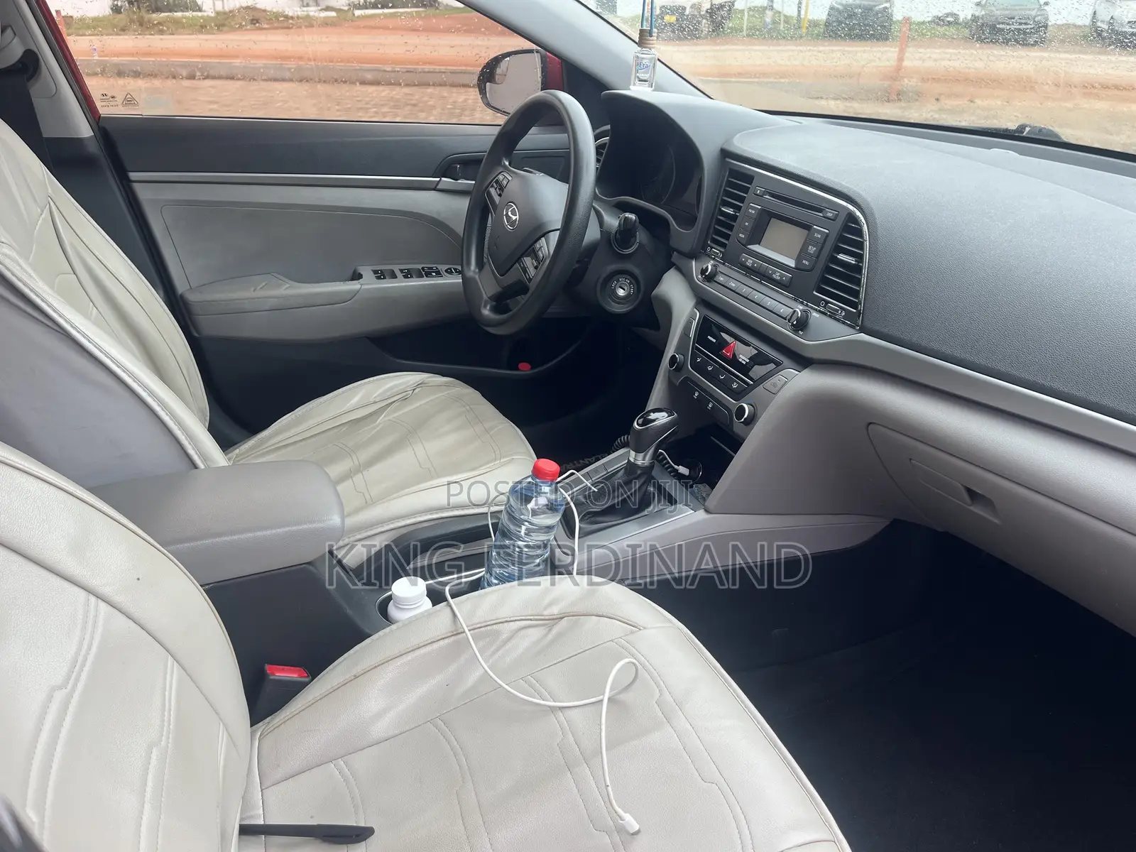 Hyundai Elantra 2017 Red
