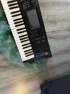 Yamaha Modx6+