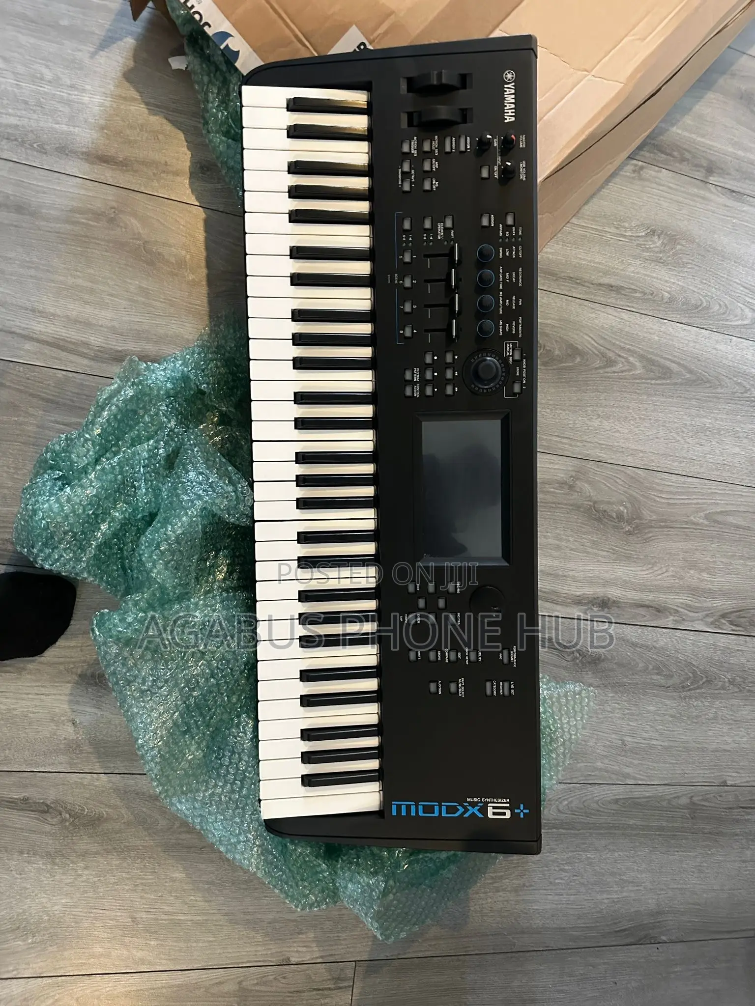 Yamaha Modx6+